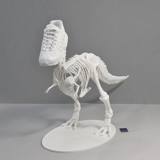 Скульптура тираннозавра