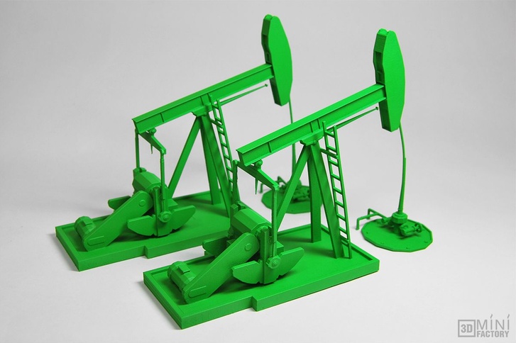 Инжинерный макет нефтяной вышки